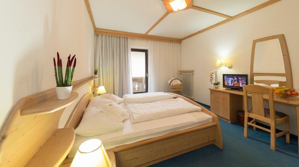 Hotel Hellweger Campo Tures Luaran gambar