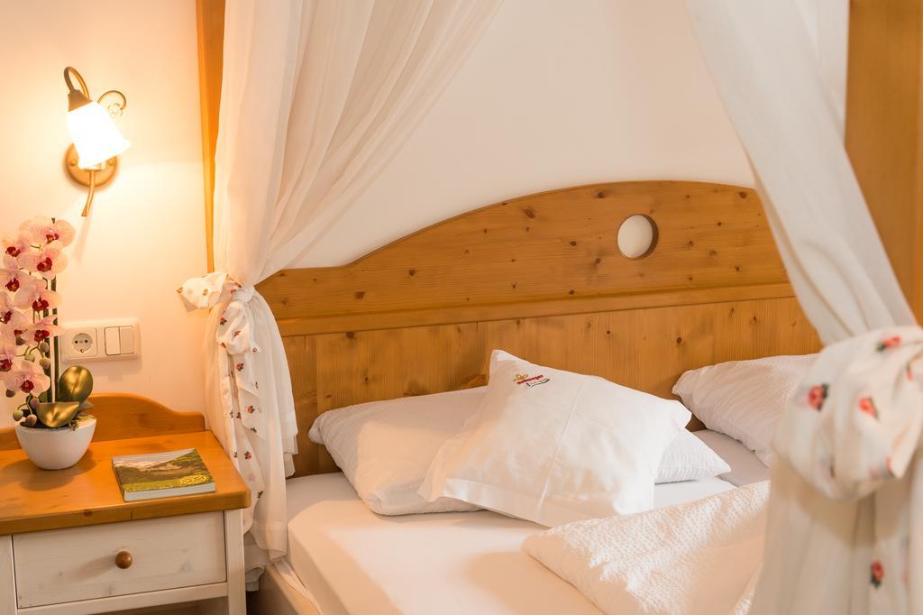 Hotel Hellweger Campo Tures Luaran gambar