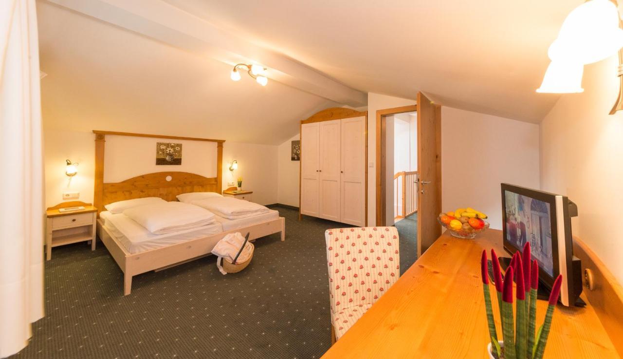 Hotel Hellweger Campo Tures Luaran gambar